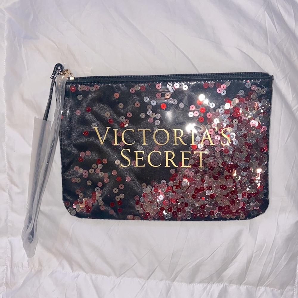 NWOT Victoria’s Secret makeup bag